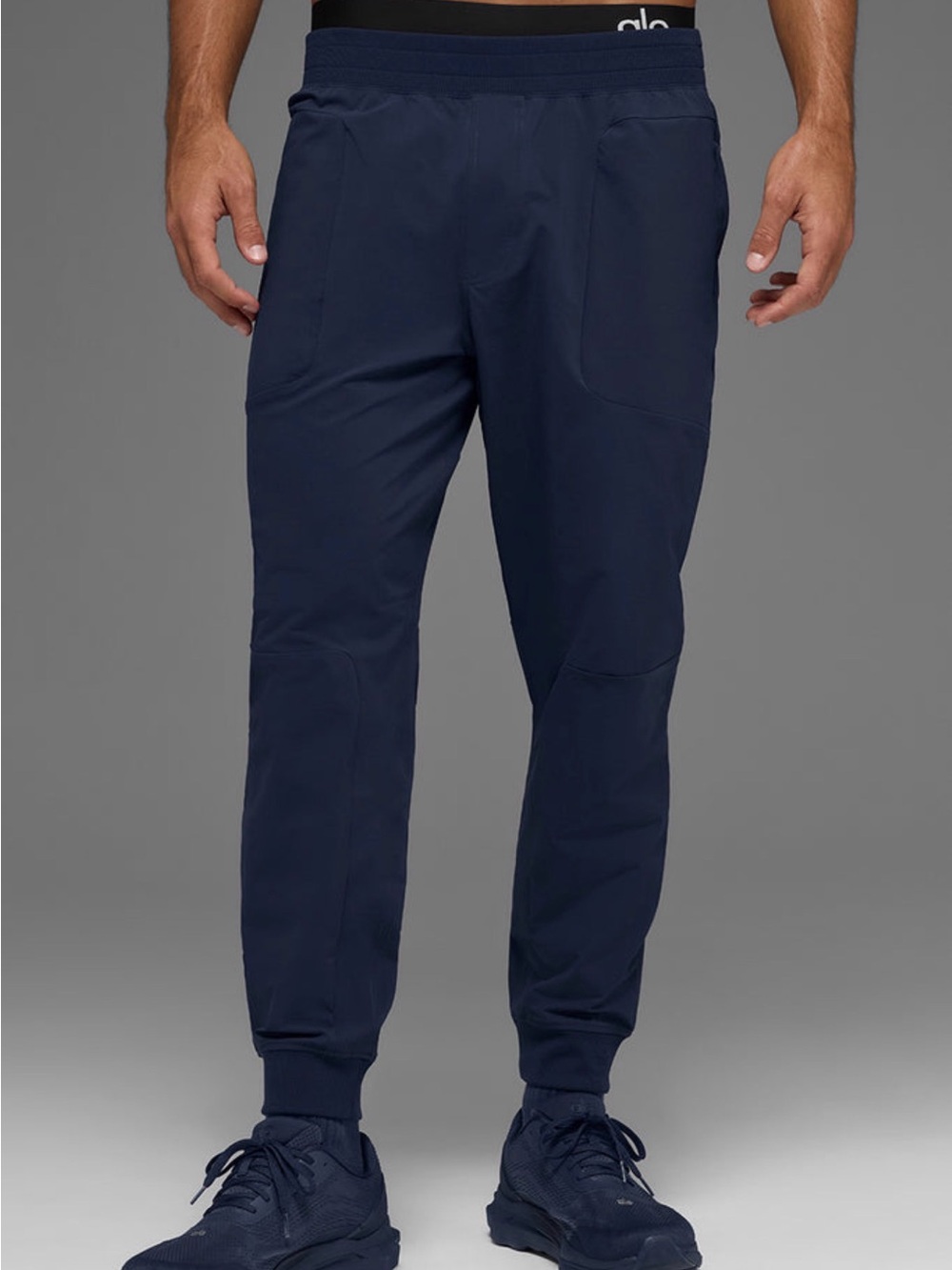 ALO Yoga Men's Navy Jogger Sweatpants